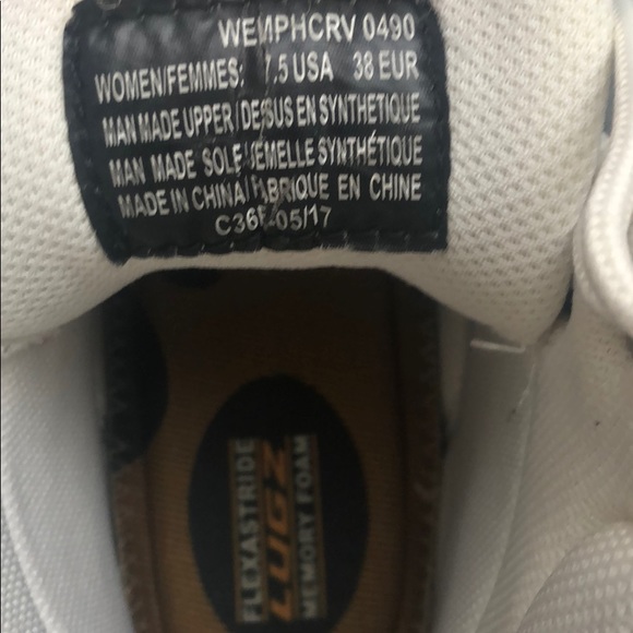 Size 7.5 women’s Lugz boots. - Picture 4 of 4